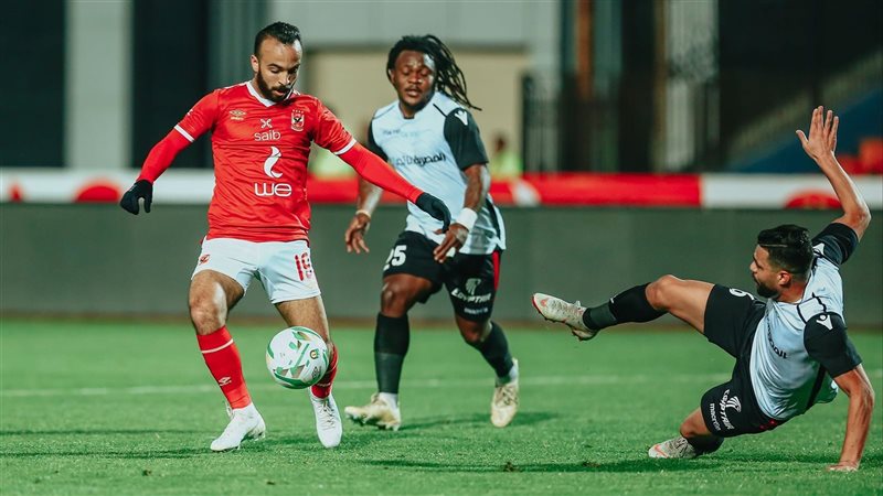 الأهلي وطلائع الجيش