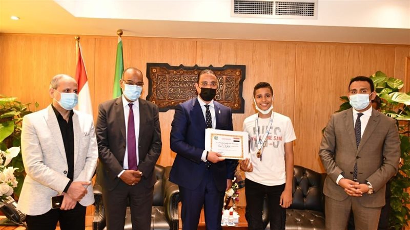 أحد المكرمين