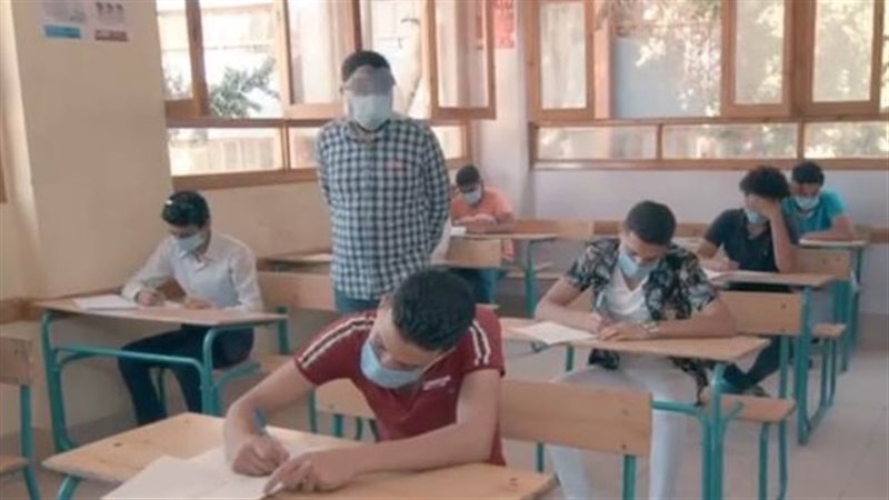 طلاب الثانوية العامة