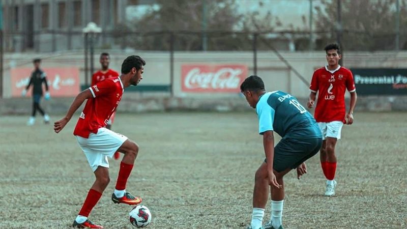 شباب الأهلى 2001