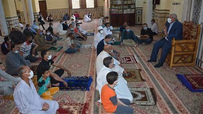 محافظ الوادى الجديد يوجه بتخصيص منطقة لجمع الخردة خارج الكتلة السكنية