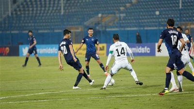 عبد الكبير الوادي يقلص الفارق لسموحة أمام بيراميدز 2-1 في كأس مصر