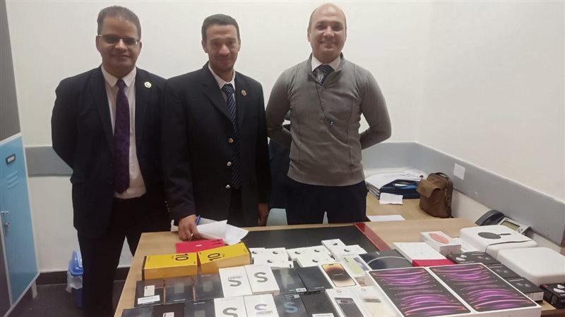 المضبوطات بحوزة رجال