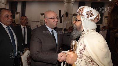 محافظ بني سويف يشهد قداس عيد القيامة المجيد بمطرانية ببا (صور)