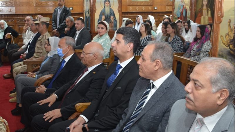 محافظ القليوبية خلال