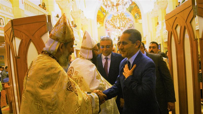 محافظ الغربية يشهد