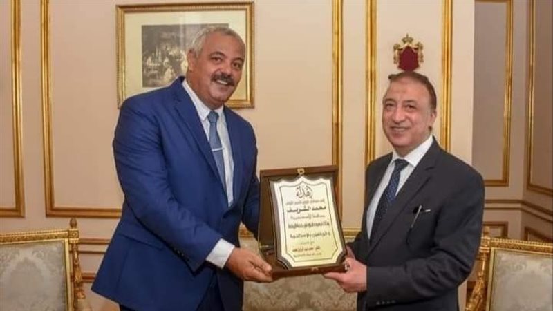 محمد عبدالرازق، فيتو