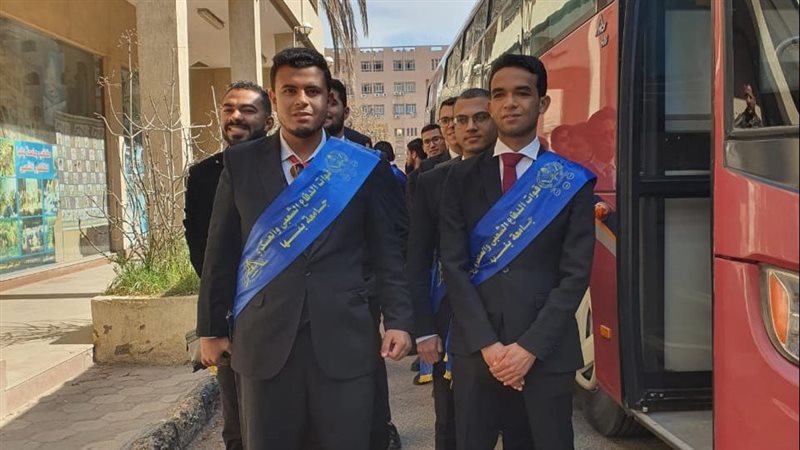 طلاب جامعة بنها،