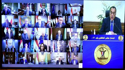 رئيس الوزراء يوجه بتفعيل غرف الطوارئ والأزمات خلال إجازة عيد الفطر 