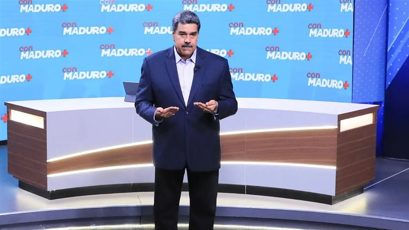 رئيس فنزويلا يقدم