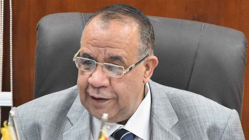 رئيس جامعة الأقصر،