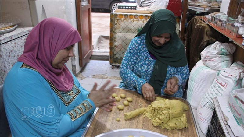 السيدة ماجدة وشقيقتها،فيتو