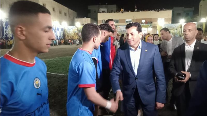 وزير الشباب والرياضة