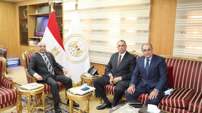 لقاء وزير العدل ونقيب