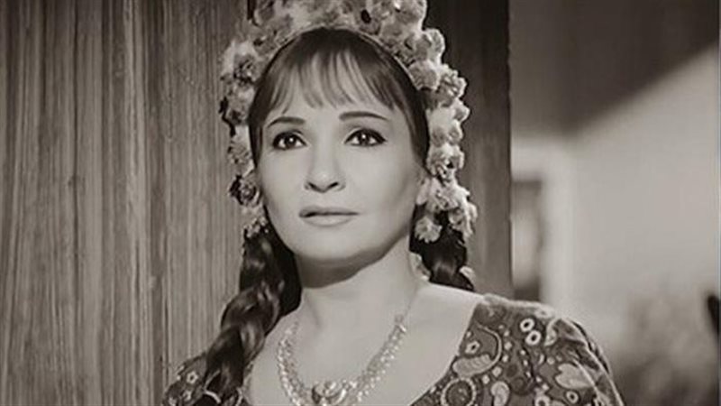 الفنانة شادية مع