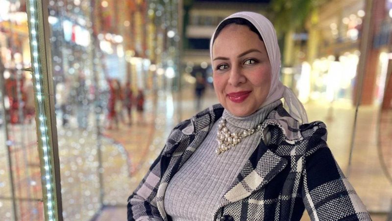 دعاء بيرو خبيرة الإتيكيت،