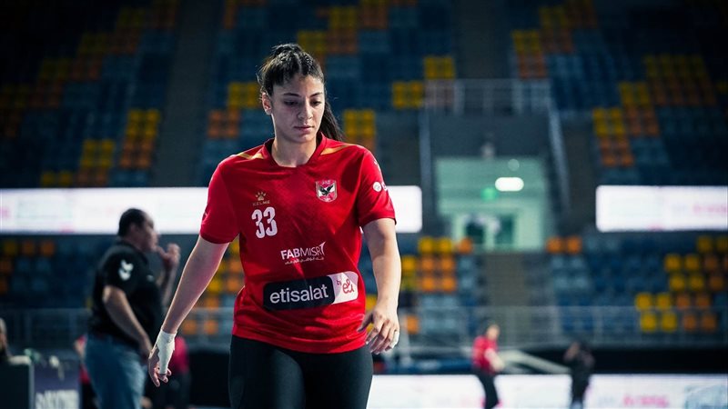 أمينة عاطف، فيتو