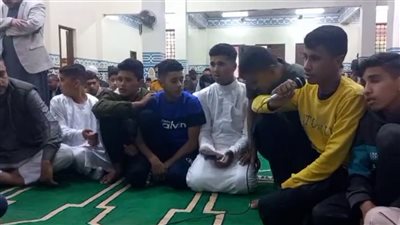 أبناء محافظة شمال سيناء يرددون تكبيرات العيد (فيديو)