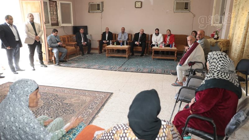 محافظ بني سويف بدار