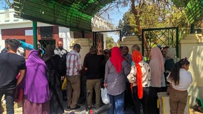 توافد المواطنين للاحتفال بثاني أيام العيد بالقناطر الخيرية (صور)