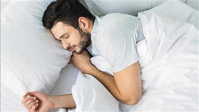 تفسير حلم رجوع المسافر فى المنام وعلاقته بالنجاة من مشكلة كبيرة 