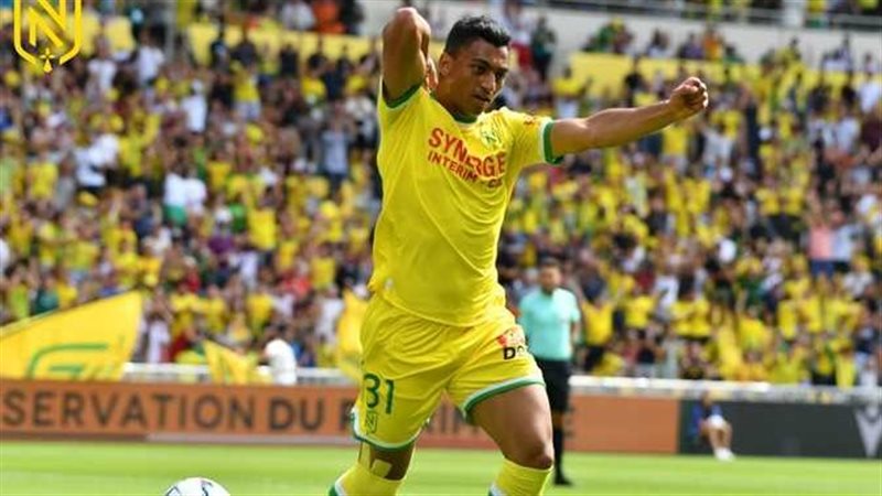 مصطفى محمد، فيتو