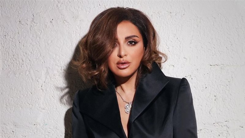 الفنانة أنغام، فيتو