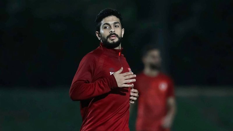 ايمن أشرف لاعب الأهلي،فيتو