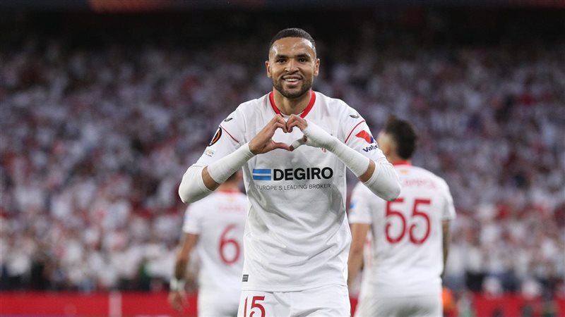 يوسف النصيري، فيتو