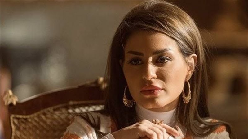 منة فضالي، فيتو