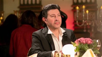 آخرهم هاني شاكر، 5 نجوم تعرضوا للنصب والاحتيال 