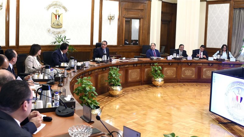 اجتماع برئاسة الدكتور