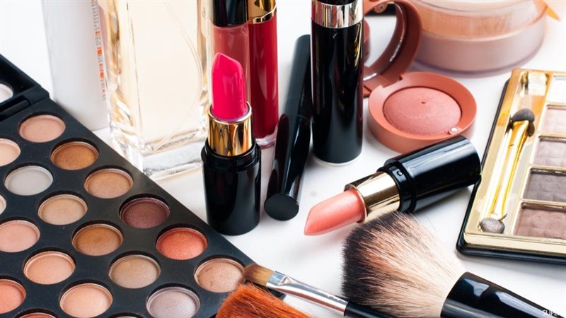 مستحضرات التجميل،