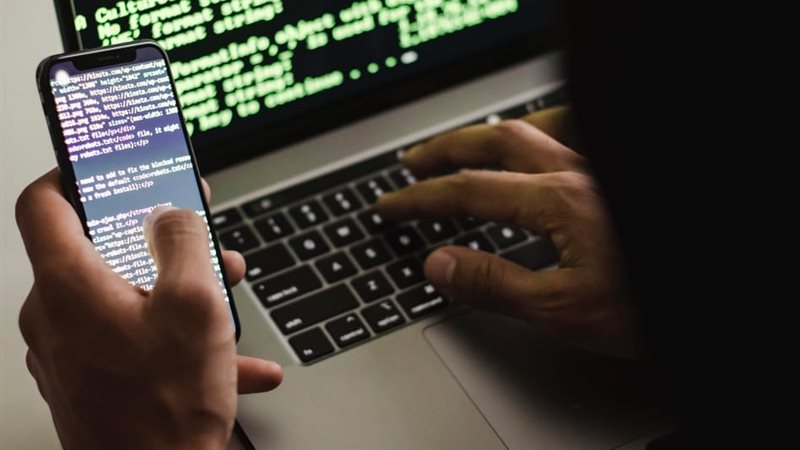 اختراق امنى، فيتو