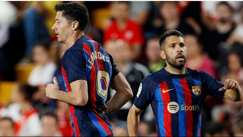 قميص برشلونة، فيتو
