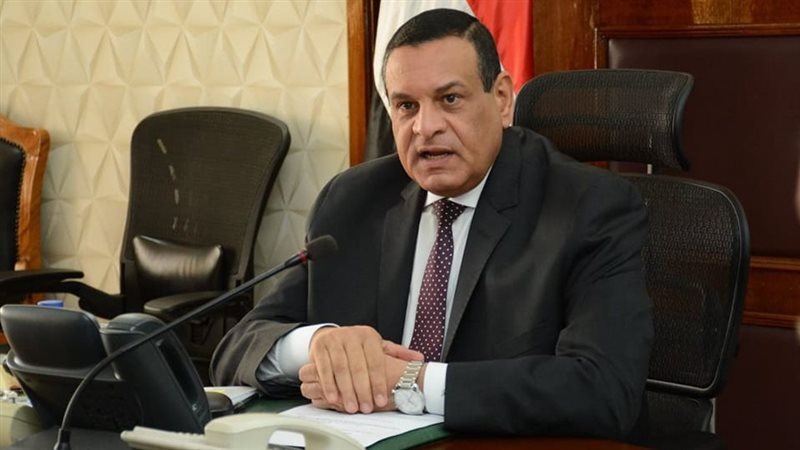 اللواء هشام آمنة