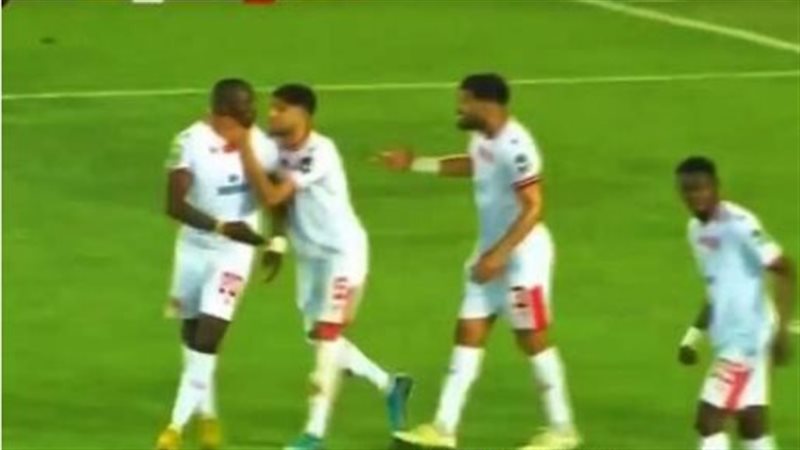  مشادة ساخنة بين