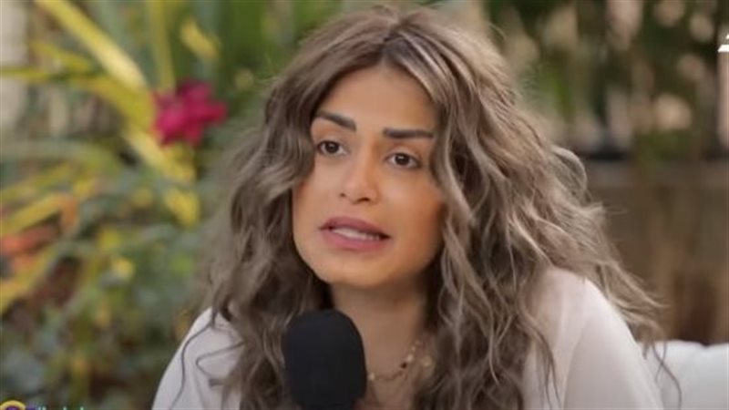 الفنانة منة فضالي،