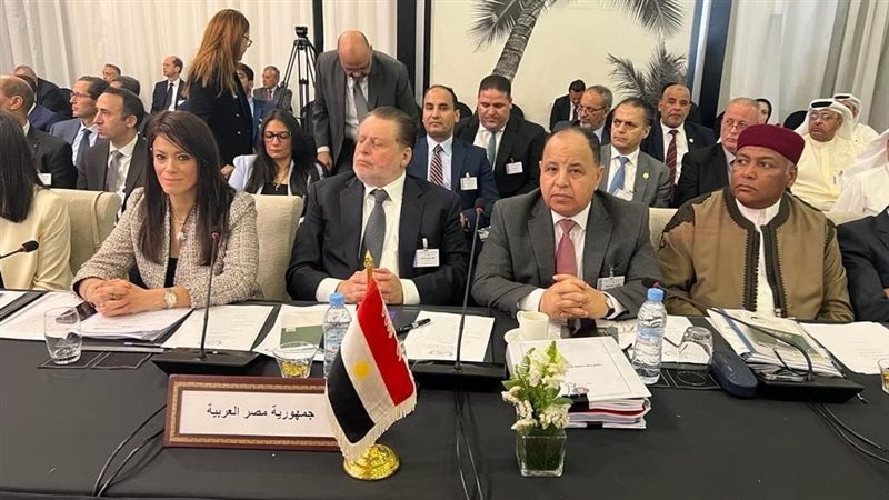 وزيرالمالية ومحافظ