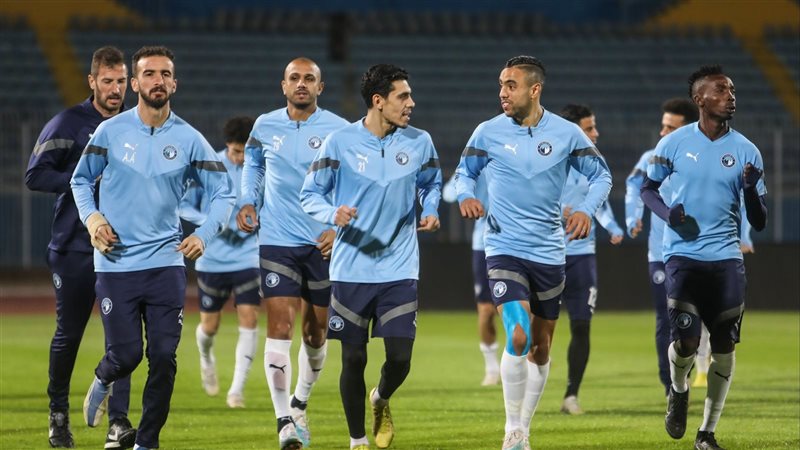 بيراميدز، فيتو