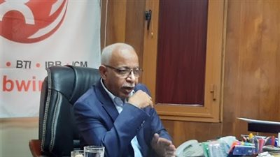  القائم بأعمال رئيس اتحاد عمال مصر: صدور قانون العمل الجديد خطوة مهمة طال انتظارها.. لدينا خطط طموحة لتحويل الجامعة العمالية إلى مركز تعليمي وبحثي.. ونواجه تحديات اقتصادية 