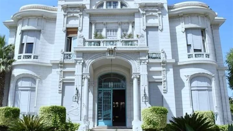 جامعة عين شمس، فيتو