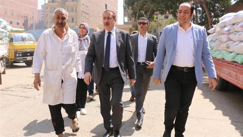 محافظ المنوفية خلال