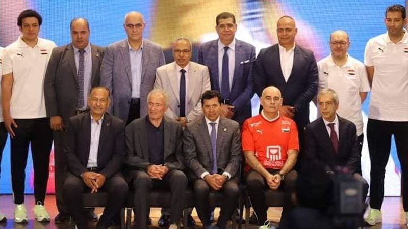 الانتقادات تحاصر