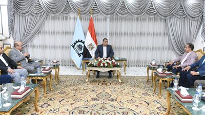وزير الدولة للإنتاج الحربي يُجري زيارة مفاجئة لـ أبو زعبل للصناعات المتخصصة