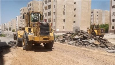 مديرية الطرق بالإسماعيلية تبدأ أعمال حل مشكلات الصرف الصحي في مدينة المستقبل 