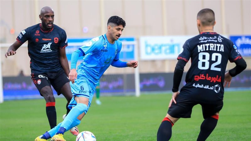 الباطن والرائد،فيتو