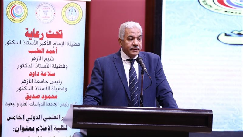 الدكتور محمود صديق،