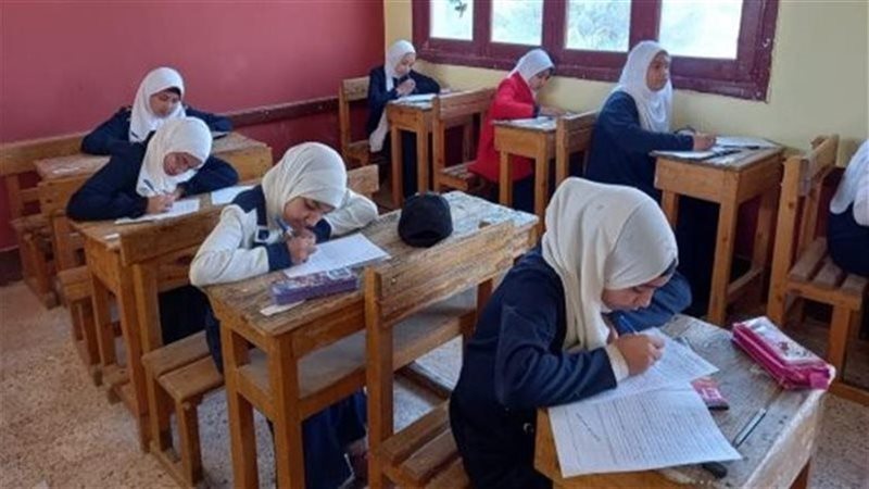طلاب الثانوية العامة