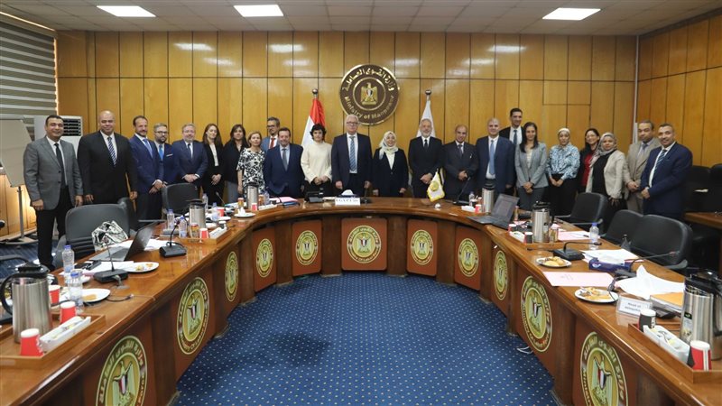 وزارة القوى العاملة،فيتو